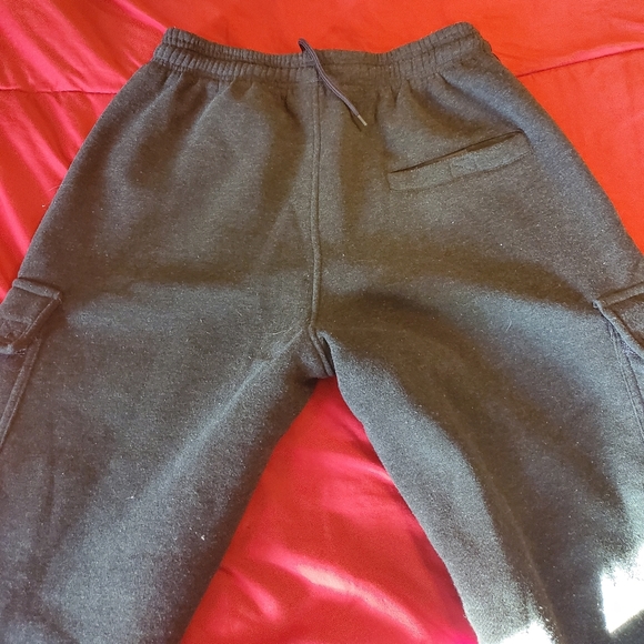 NBA Gear gray sweatpants - Picture 2 of 5